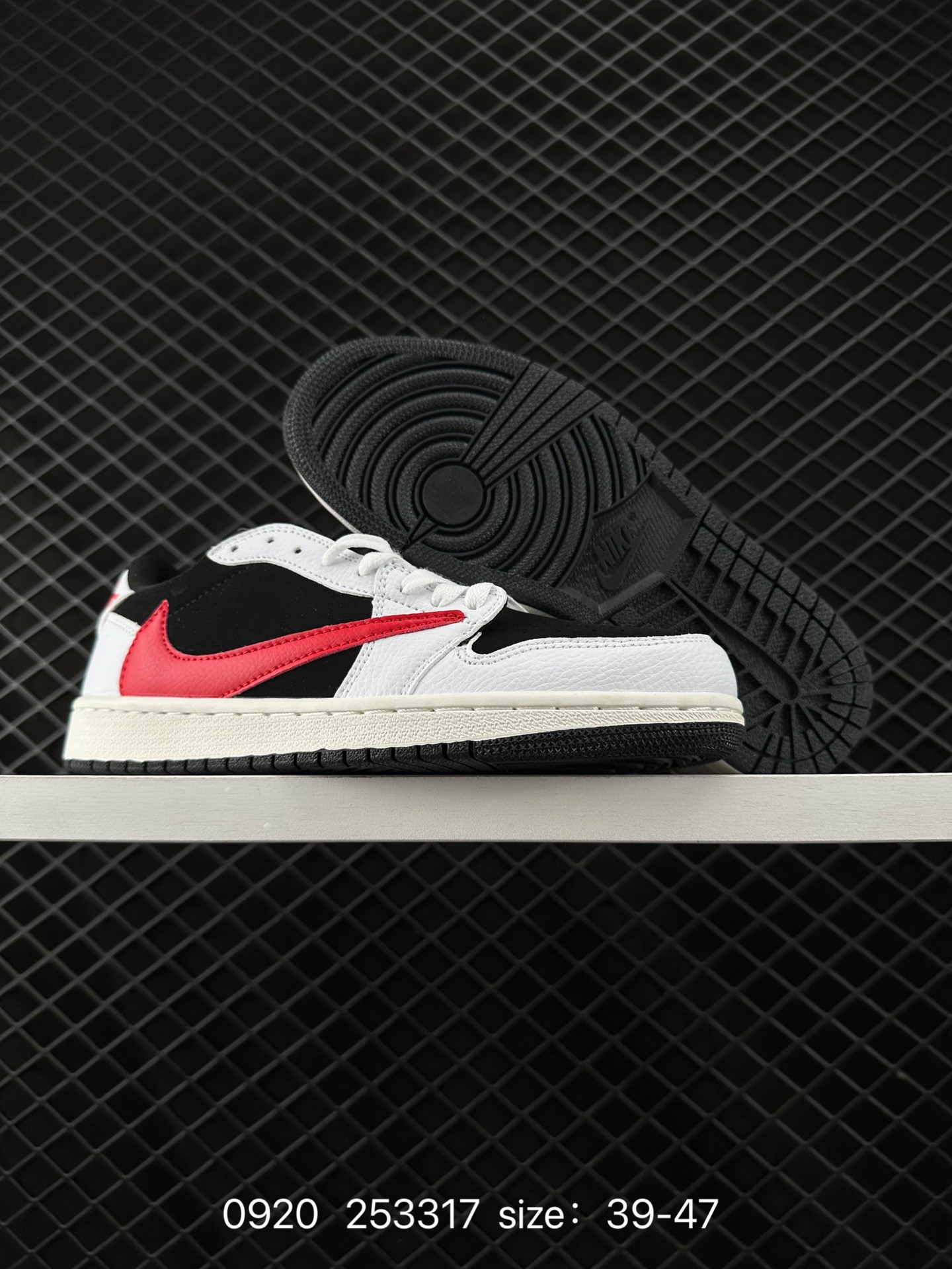 Travis Scott x Air Jordan 1 ” Reverse Mocha “